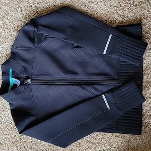 Ivivva jacket, size 7, euc
